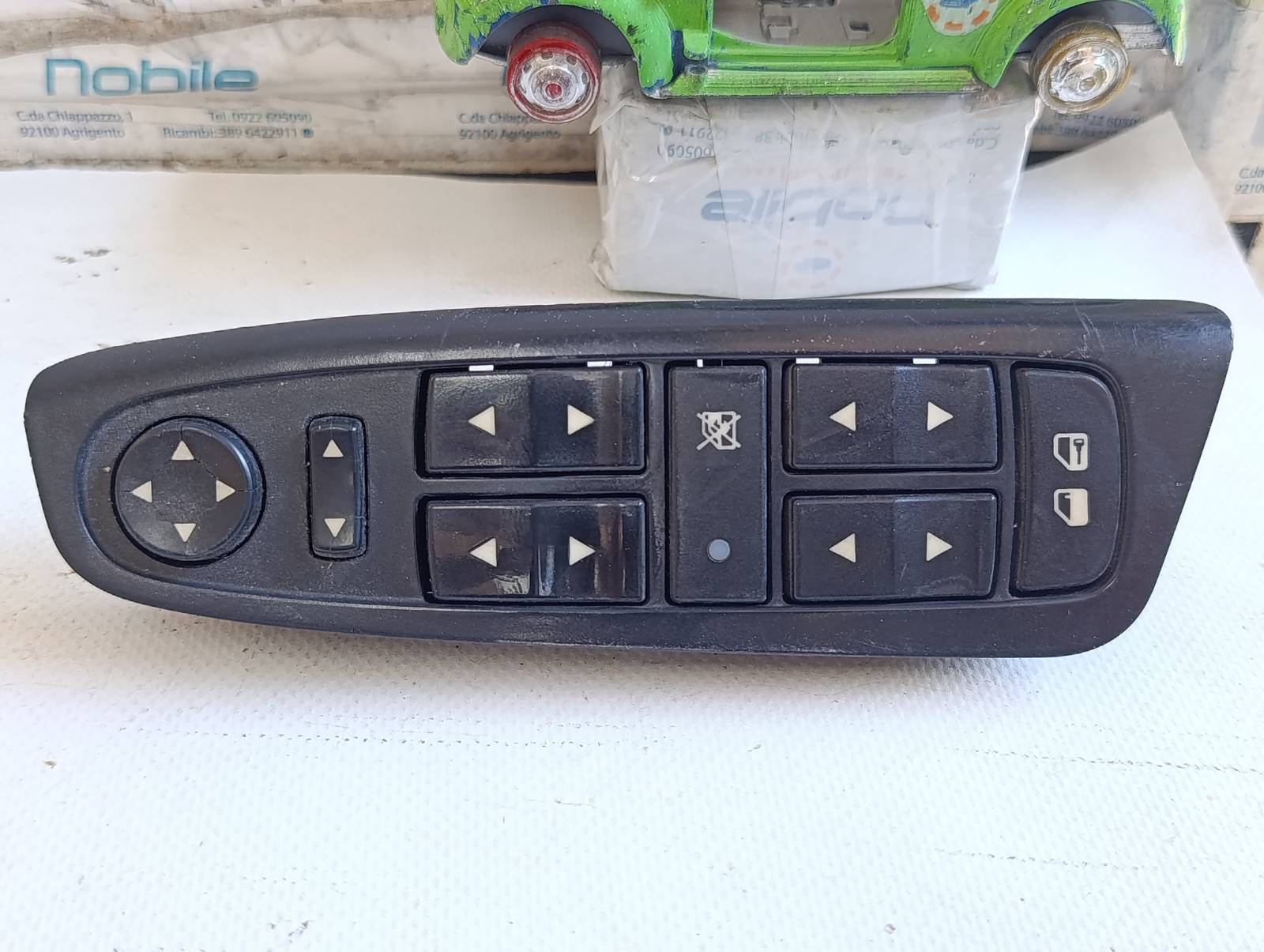 Miniatura 9