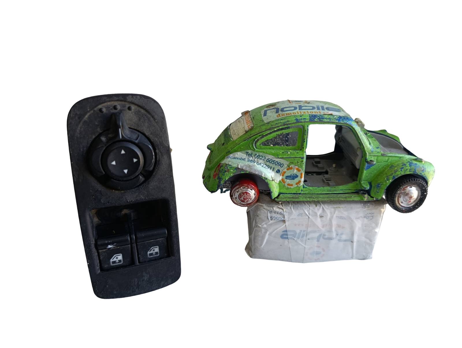 Interruttore Alzacristalli Porta Ant. Sinistro (Bitron Fiat Lancia Alfa Bitron) 30170304 30170304 Usato
