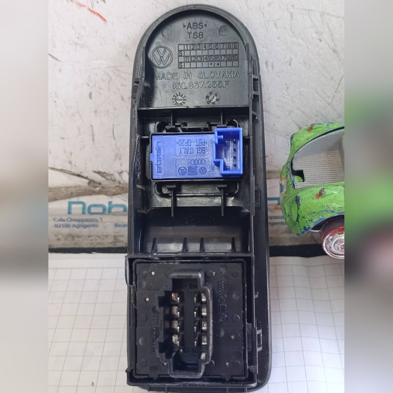 Miniatura 10