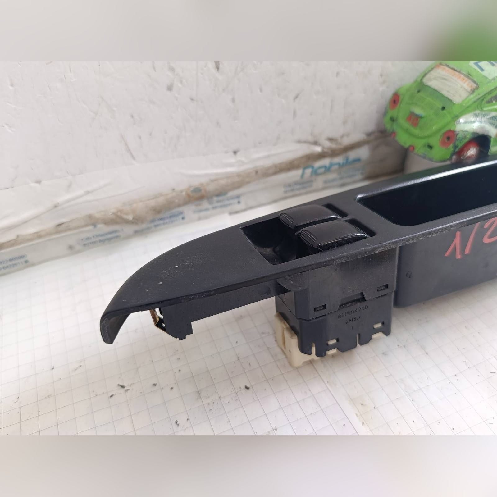 Miniatura 7