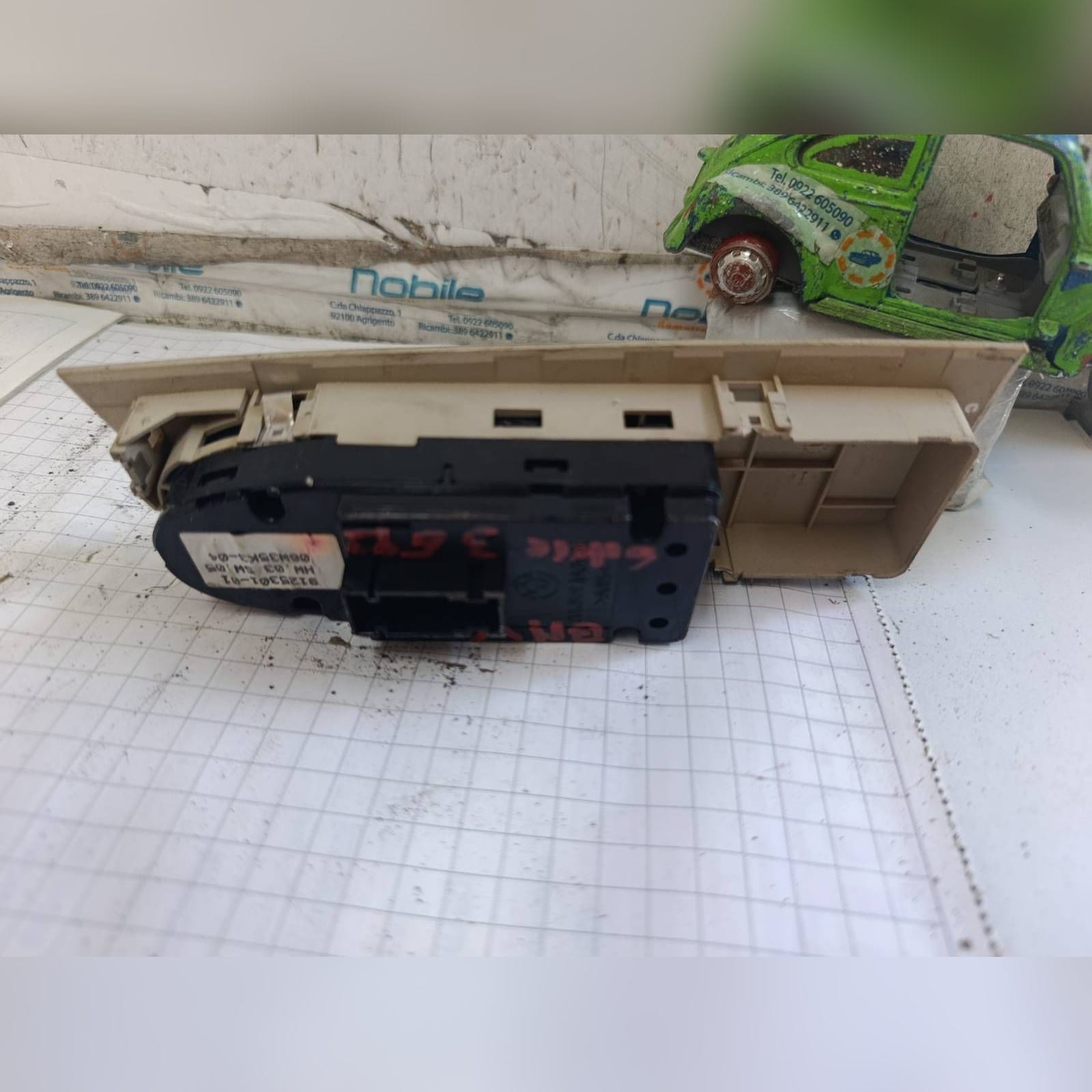 Miniatura 9