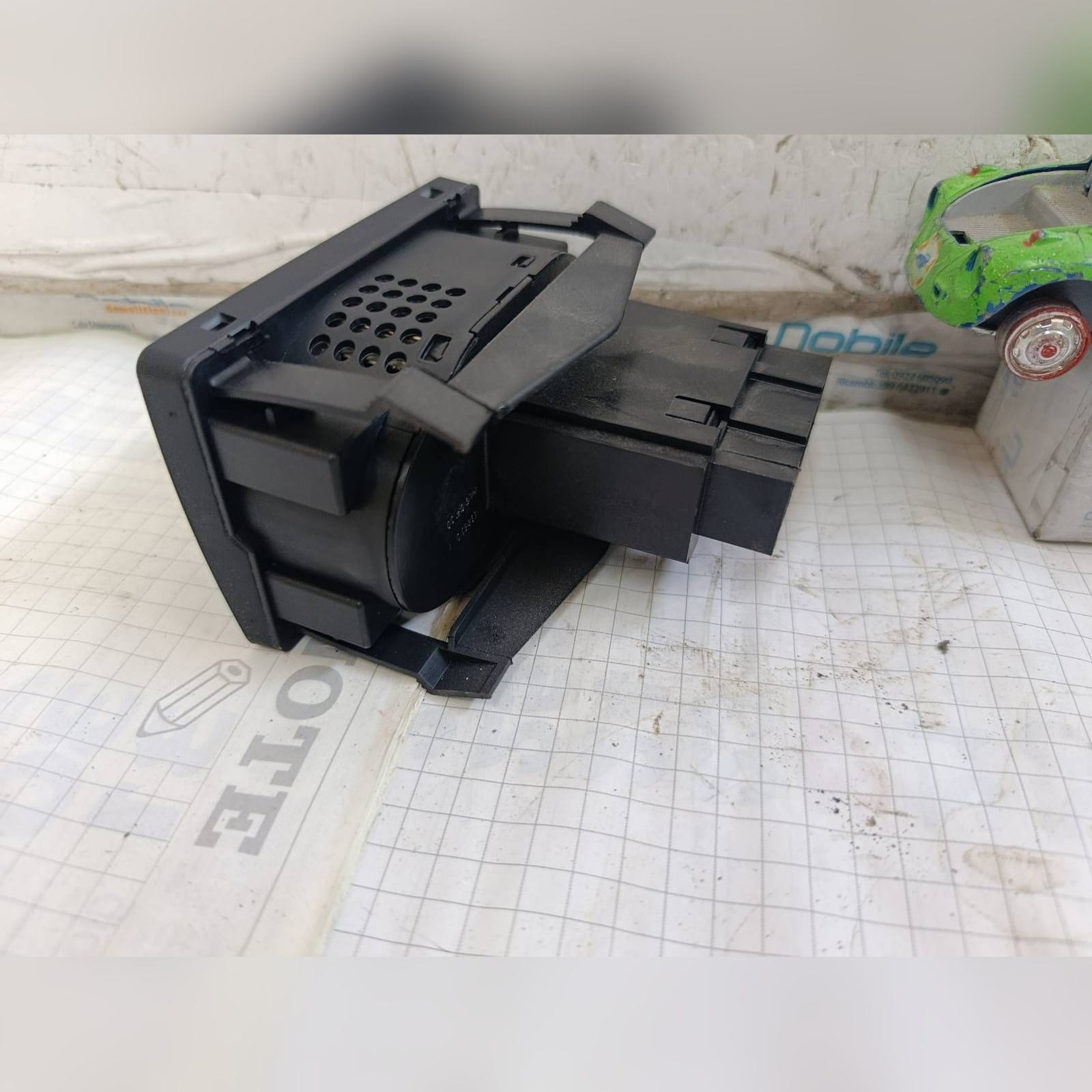 Miniatura 7