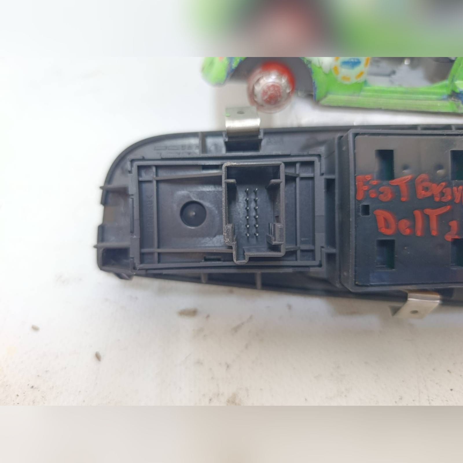 Miniatura 9