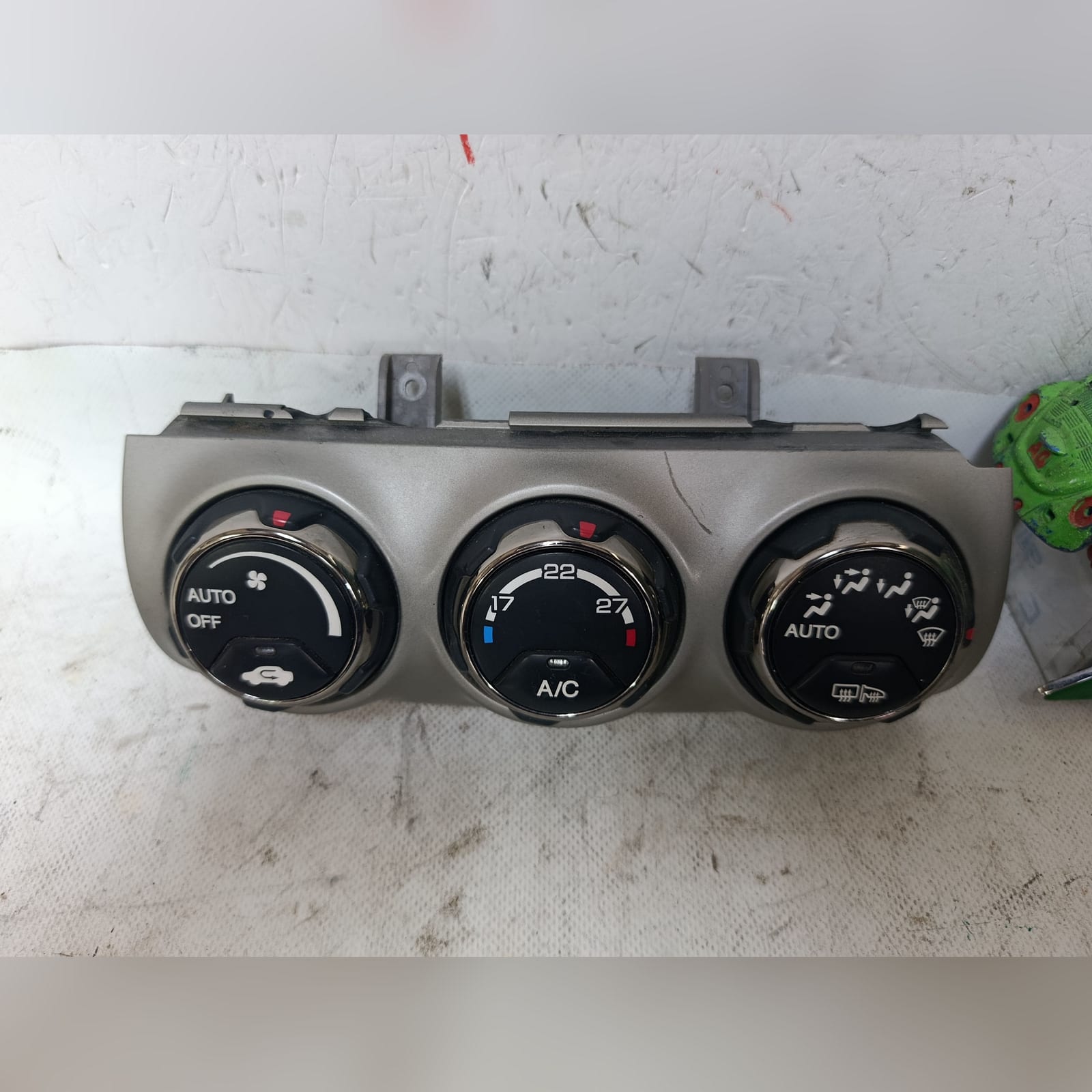Miniatura 6