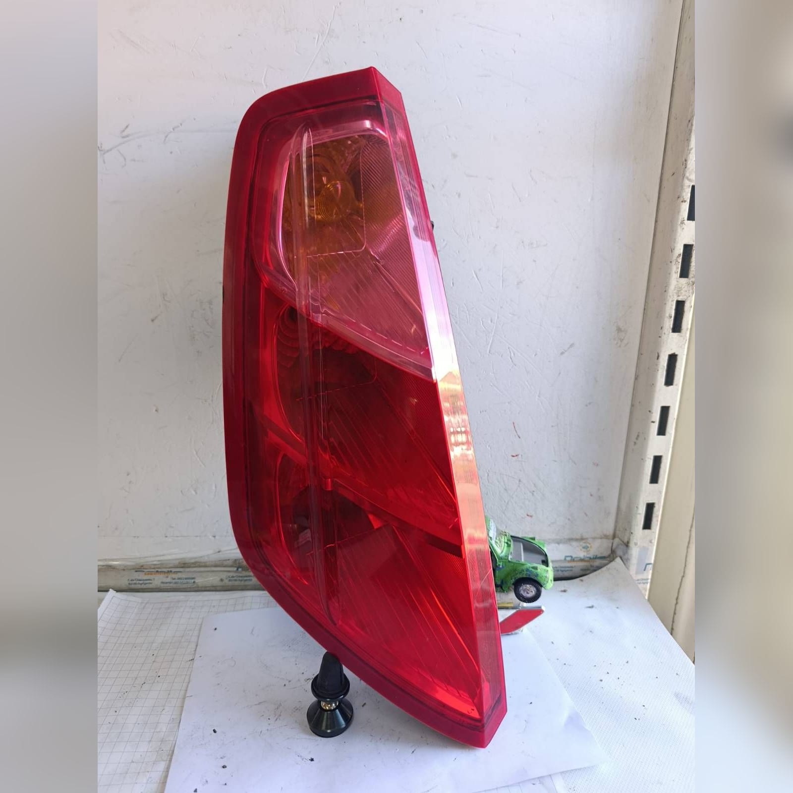 Fanale Post. Sinistro (Fiat Al Mako) 51701589 51807413 Usato